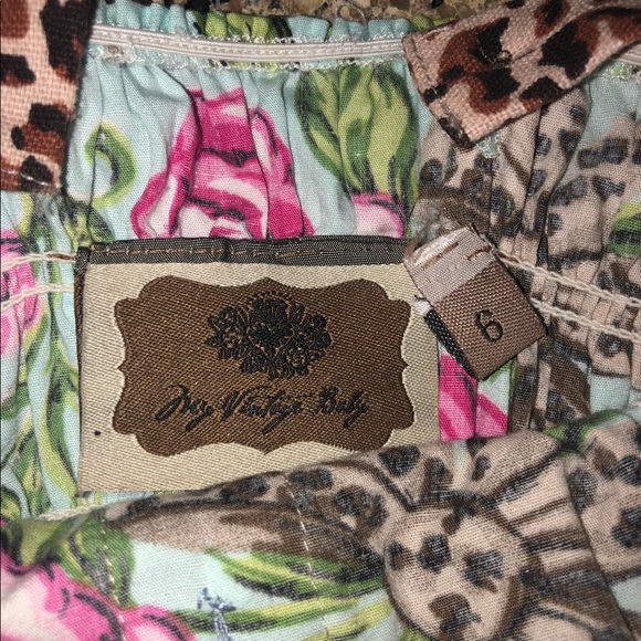 Cute dress, floral print trimmed in cheetah print - Picture 4 of 4